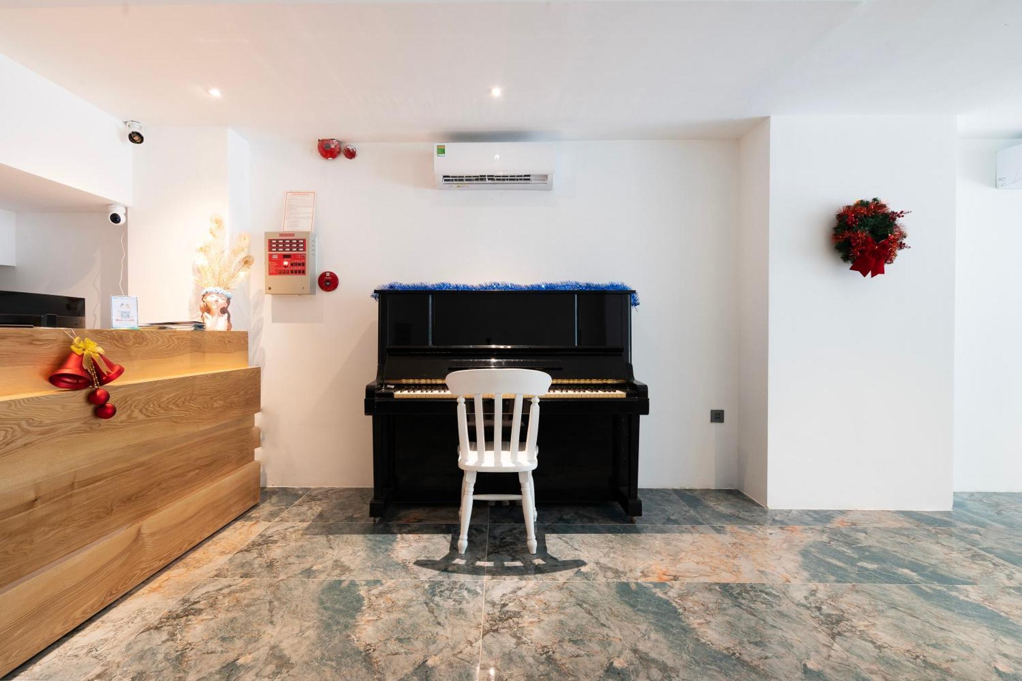Haven Hut Riverside Hotel Хошимин Екстериор снимка