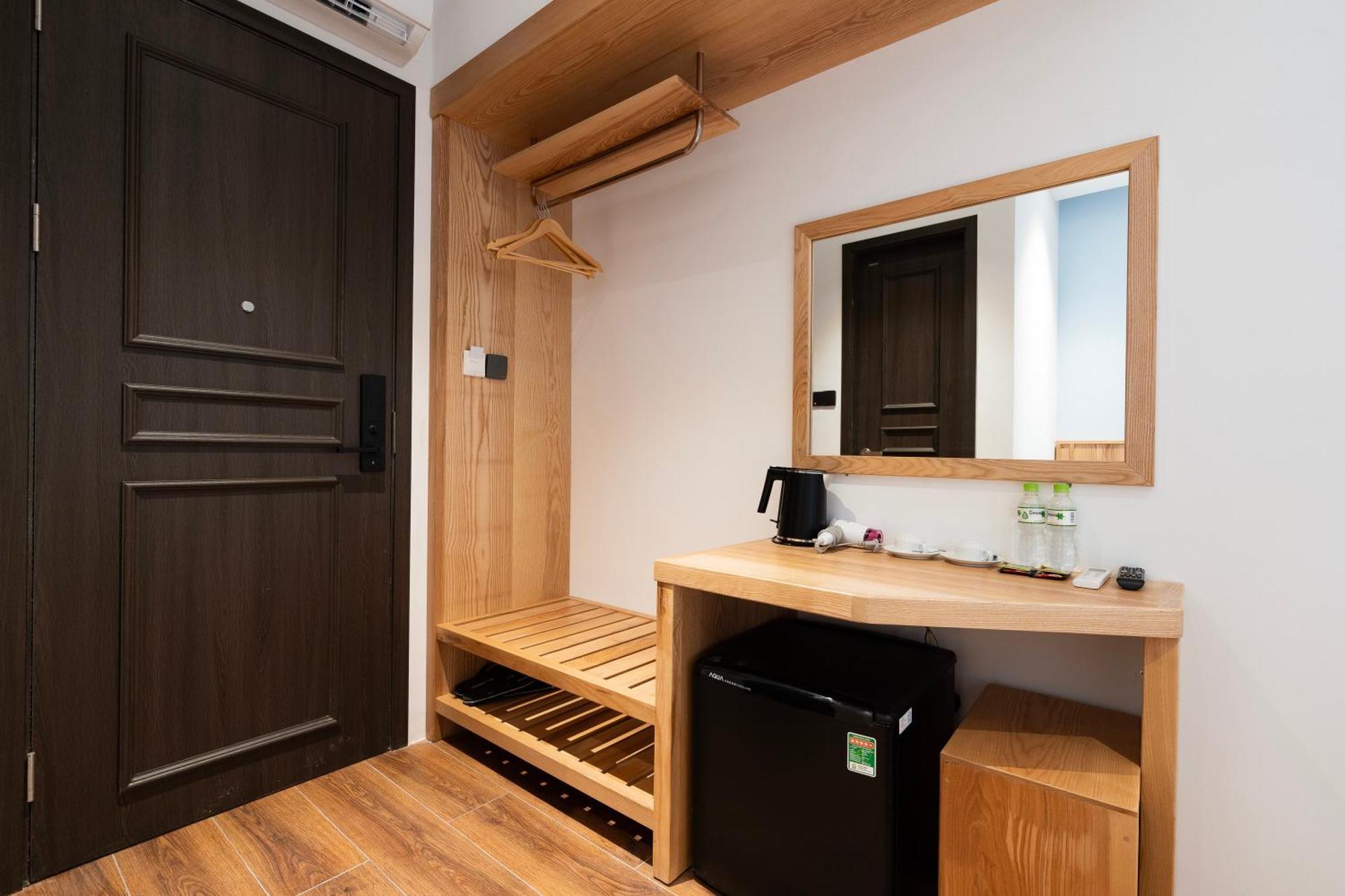 Haven Hut Riverside Hotel Хошимин Екстериор снимка